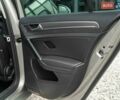 Серый Фольксваген e-Golf, объемом двигателя 0 л и пробегом 143 тыс. км за 15900 $, фото 41 на Automoto.ua