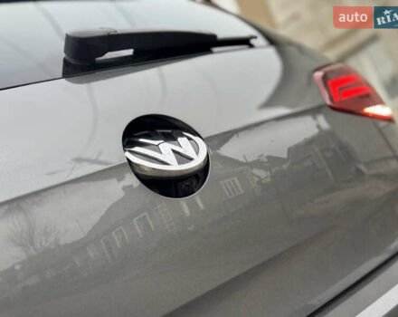 Сірий Фольксваген e-Golf, об'ємом двигуна 0 л та пробігом 200 тис. км за 11777 $, фото 26 на Automoto.ua