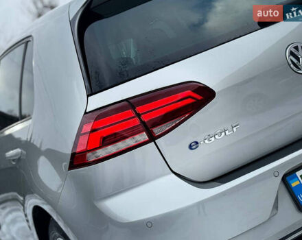 Серый Фольксваген e-Golf, объемом двигателя 0 л и пробегом 148 тыс. км за 12350 $, фото 32 на Automoto.ua