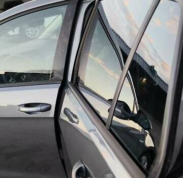 Сірий Фольксваген e-Golf, об'ємом двигуна 0 л та пробігом 91 тис. км за 15100 $, фото 18 на Automoto.ua