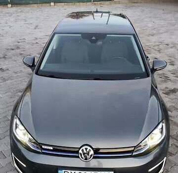 Сірий Фольксваген e-Golf, об'ємом двигуна 0 л та пробігом 91 тис. км за 15100 $, фото 6 на Automoto.ua