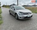 Серый Фольксваген e-Golf, объемом двигателя 0 л и пробегом 156 тыс. км за 11700 $, фото 2 на Automoto.ua