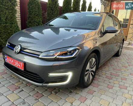 Серый Фольксваген e-Golf, объемом двигателя 0 л и пробегом 149 тыс. км за 12999 $, фото 56 на Automoto.ua