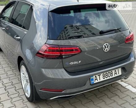 Серый Фольксваген e-Golf, объемом двигателя 0 л и пробегом 120 тыс. км за 18700 $, фото 23 на Automoto.ua