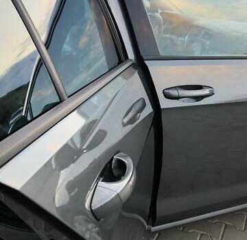 Сірий Фольксваген e-Golf, об'ємом двигуна 0 л та пробігом 91 тис. км за 15100 $, фото 19 на Automoto.ua