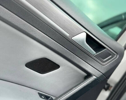 Серый Фольксваген e-Golf, объемом двигателя 0 л и пробегом 148 тыс. км за 12350 $, фото 72 на Automoto.ua