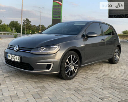 Серый Фольксваген e-Golf, объемом двигателя 0 л и пробегом 109 тыс. км за 14200 $, фото 25 на Automoto.ua