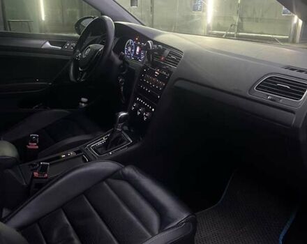 Серый Фольксваген e-Golf, объемом двигателя 0 л и пробегом 116 тыс. км за 13199 $, фото 11 на Automoto.ua