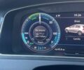 Серый Фольксваген e-Golf, объемом двигателя 0 л и пробегом 147 тыс. км за 12700 $, фото 17 на Automoto.ua