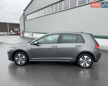 Серый Фольксваген e-Golf, объемом двигателя 0 л и пробегом 98 тыс. км за 12000 $, фото 7 на Automoto.ua