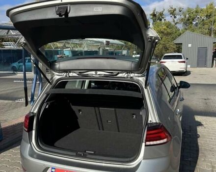 Серый Фольксваген e-Golf, объемом двигателя 0 л и пробегом 124 тыс. км за 12600 $, фото 23 на Automoto.ua