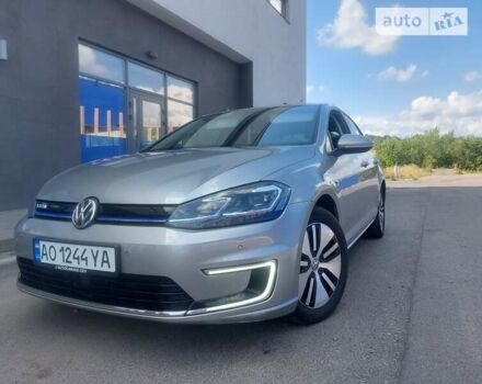 Серый Фольксваген e-Golf, объемом двигателя 0 л и пробегом 197 тыс. км за 15500 $, фото 6 на Automoto.ua