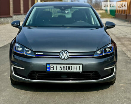 Серый Фольксваген e-Golf, объемом двигателя 0 л и пробегом 118 тыс. км за 17900 $, фото 10 на Automoto.ua