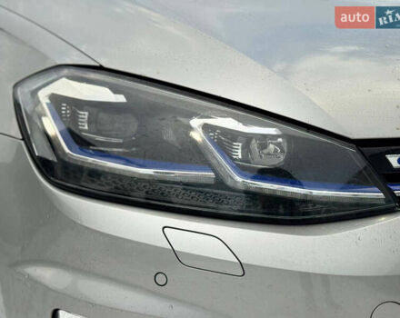 Серый Фольксваген e-Golf, объемом двигателя 0 л и пробегом 148 тыс. км за 12350 $, фото 5 на Automoto.ua