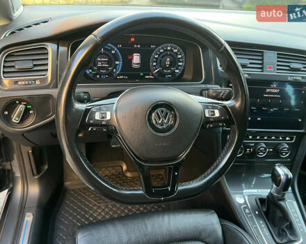 Серый Фольксваген e-Golf, объемом двигателя 0 л и пробегом 149 тыс. км за 12999 $, фото 15 на Automoto.ua