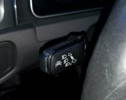 Серый Фольксваген e-Golf, объемом двигателя 0 л и пробегом 150 тыс. км за 11900 $, фото 24 на Automoto.ua