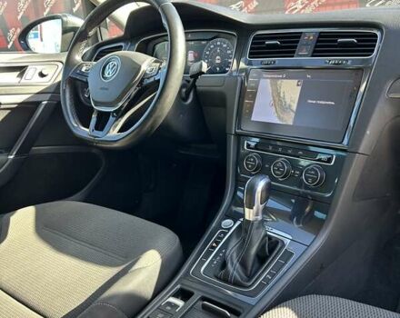 Серый Фольксваген e-Golf, объемом двигателя 0 л и пробегом 161 тыс. км за 13100 $, фото 27 на Automoto.ua