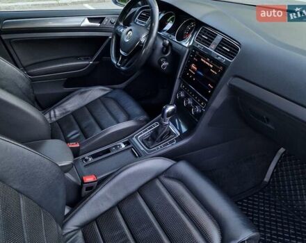 Сірий Фольксваген e-Golf, об'ємом двигуна 0 л та пробігом 148 тис. км за 13999 $, фото 20 на Automoto.ua