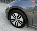 Серый Фольксваген e-Golf, объемом двигателя 0 л и пробегом 96 тыс. км за 13200 $, фото 31 на Automoto.ua
