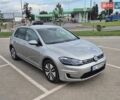 Серый Фольксваген e-Golf, объемом двигателя 0 л и пробегом 142 тыс. км за 11999 $, фото 1 на Automoto.ua