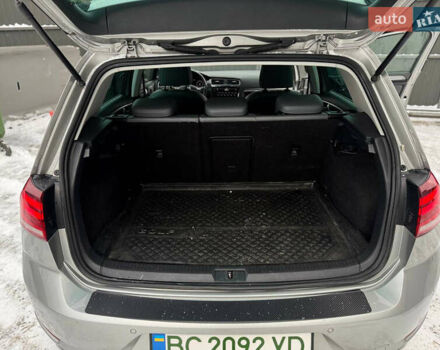 Серый Фольксваген e-Golf, объемом двигателя 0 л и пробегом 148 тыс. км за 12350 $, фото 76 на Automoto.ua