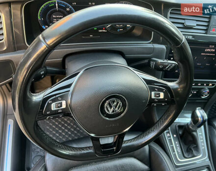 Серый Фольксваген e-Golf, объемом двигателя 0 л и пробегом 149 тыс. км за 12999 $, фото 13 на Automoto.ua