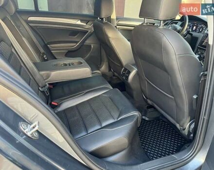Серый Фольксваген e-Golf, объемом двигателя 0 л и пробегом 82 тыс. км за 14500 $, фото 16 на Automoto.ua