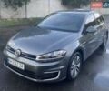 Серый Фольксваген e-Golf, объемом двигателя 0 л и пробегом 63 тыс. км за 15000 $, фото 1 на Automoto.ua