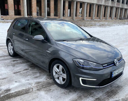 Серый Фольксваген e-Golf, объемом двигателя 0 л и пробегом 133 тыс. км за 12200 $, фото 3 на Automoto.ua