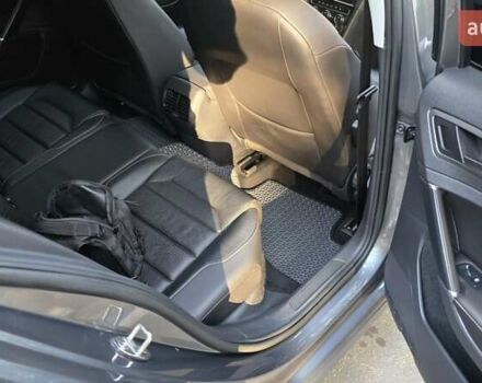 Сірий Фольксваген e-Golf, об'ємом двигуна 0 л та пробігом 74 тис. км за 13900 $, фото 23 на Automoto.ua