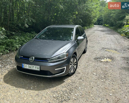 Серый Фольксваген e-Golf, объемом двигателя 0 л и пробегом 250 тыс. км за 12500 $, фото 9 на Automoto.ua