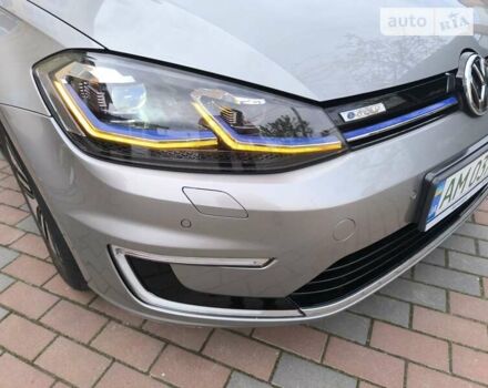 Серый Фольксваген e-Golf, объемом двигателя 0 л и пробегом 33 тыс. км за 17000 $, фото 51 на Automoto.ua