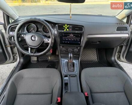 Серый Фольксваген e-Golf, объемом двигателя 0 л и пробегом 85 тыс. км за 14500 $, фото 8 на Automoto.ua