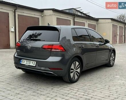 Серый Фольксваген e-Golf, объемом двигателя 0 л и пробегом 82 тыс. км за 14500 $, фото 5 на Automoto.ua