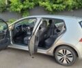 Серый Фольксваген e-Golf, объемом двигателя 0 л и пробегом 107 тыс. км за 12500 $, фото 25 на Automoto.ua