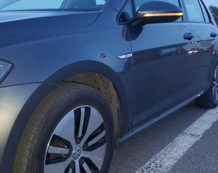 Серый Фольксваген e-Golf, объемом двигателя 0 л и пробегом 150 тыс. км за 11500 $, фото 3 на Automoto.ua