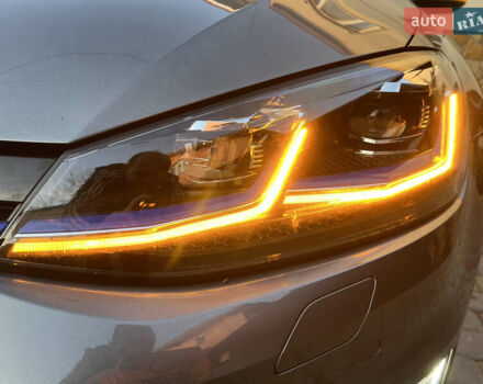 Серый Фольксваген e-Golf, объемом двигателя 0 л и пробегом 149 тыс. км за 12999 $, фото 65 на Automoto.ua