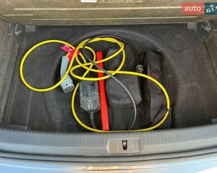 Сірий Фольксваген e-Golf, об'ємом двигуна 0 л та пробігом 163 тис. км за 11300 $, фото 29 на Automoto.ua