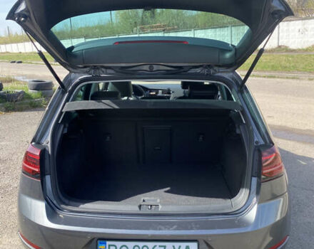 Серый Фольксваген e-Golf, объемом двигателя 0 л и пробегом 172 тыс. км за 13999 $, фото 9 на Automoto.ua