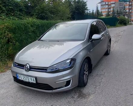 Серый Фольксваген e-Golf, объемом двигателя 0 л и пробегом 118 тыс. км за 13900 $, фото 1 на Automoto.ua