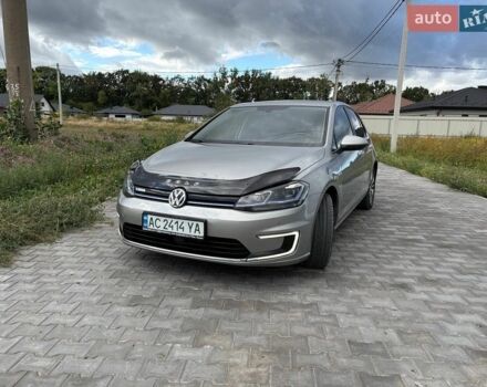 Серый Фольксваген e-Golf, объемом двигателя 0 л и пробегом 156 тыс. км за 11700 $, фото 18 на Automoto.ua