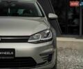 Серый Фольксваген e-Golf, объемом двигателя 0 л и пробегом 143 тыс. км за 15900 $, фото 11 на Automoto.ua
