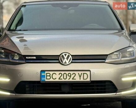 Серый Фольксваген e-Golf, объемом двигателя 0 л и пробегом 148 тыс. км за 11975 $, фото 16 на Automoto.ua