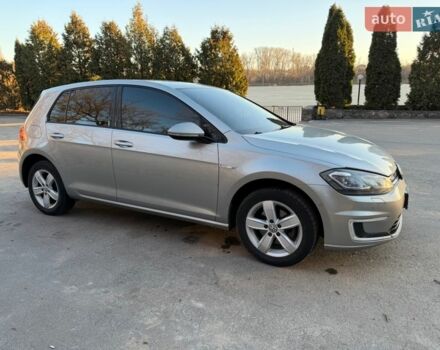 Серый Фольксваген e-Golf, объемом двигателя 0 л и пробегом 142 тыс. км за 14200 $, фото 7 на Automoto.ua