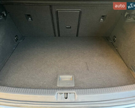 Серый Фольксваген e-Golf, объемом двигателя 0 л и пробегом 149 тыс. км за 12999 $, фото 26 на Automoto.ua