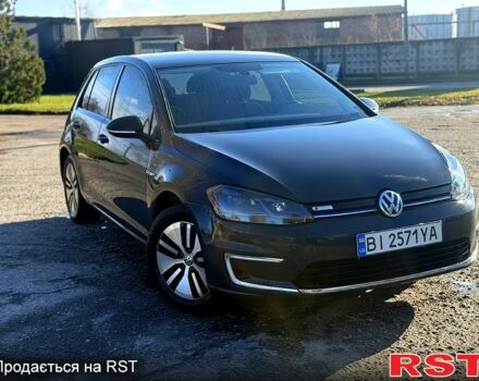 Серый Фольксваген e-Golf, объемом двигателя 0 л и пробегом 140 тыс. км за 11700 $, фото 2 на Automoto.ua