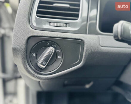 Сірий Фольксваген e-Golf, об'ємом двигуна 0 л та пробігом 140 тис. км за 11450 $, фото 27 на Automoto.ua