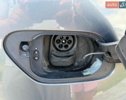 Серый Фольксваген e-Golf, объемом двигателя 0 л и пробегом 119 тыс. км за 13900 $, фото 35 на Automoto.ua