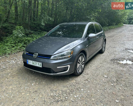 Серый Фольксваген e-Golf, объемом двигателя 0 л и пробегом 250 тыс. км за 12500 $, фото 11 на Automoto.ua