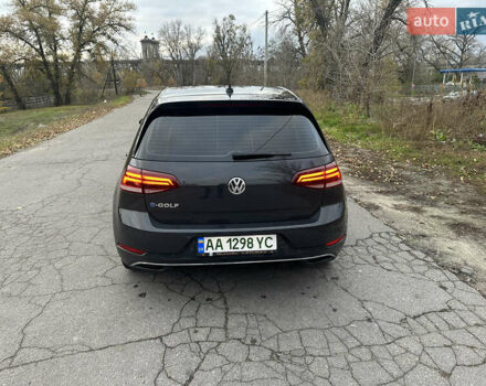 Серый Фольксваген e-Golf, объемом двигателя 0 л и пробегом 92 тыс. км за 12300 $, фото 7 на Automoto.ua